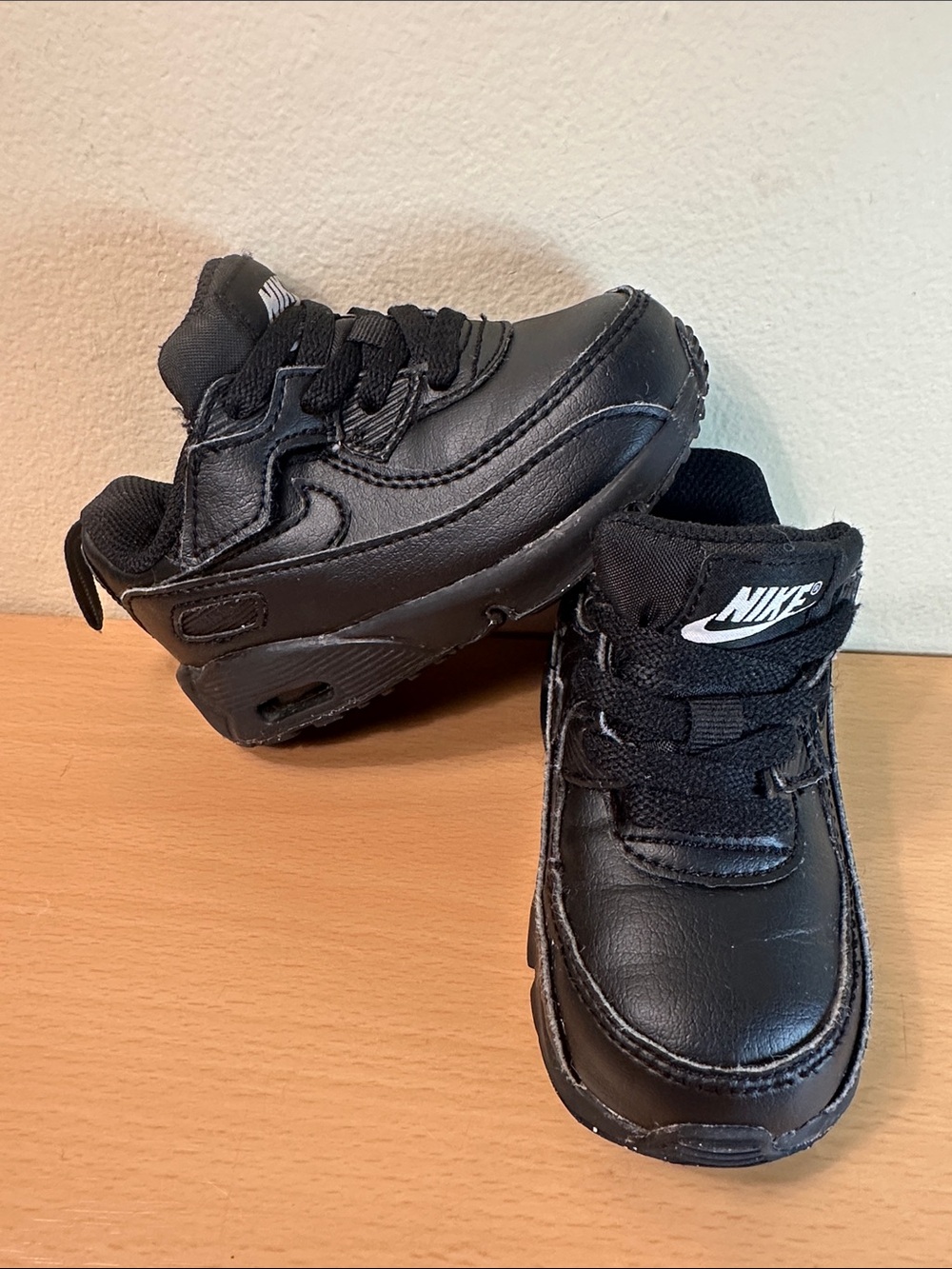 Nike Air Max 90 Easy-On Triple Black Shoes Size 6C HF6359-001